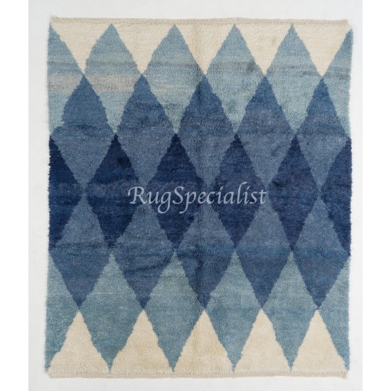 Contemporary Wool Rug with Interlocking Blue Diamonds