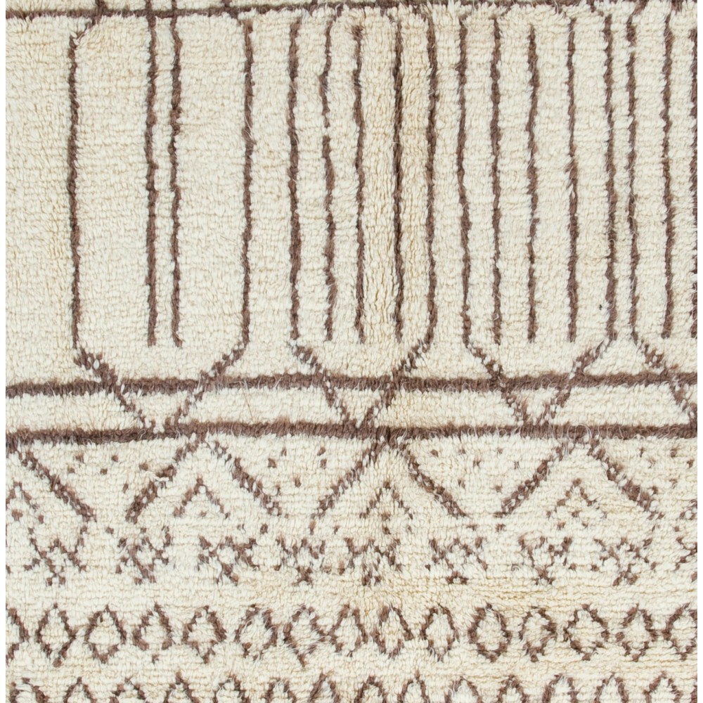 Handmade Moroccan Tulu Rug Made of Natural Undyed Wool