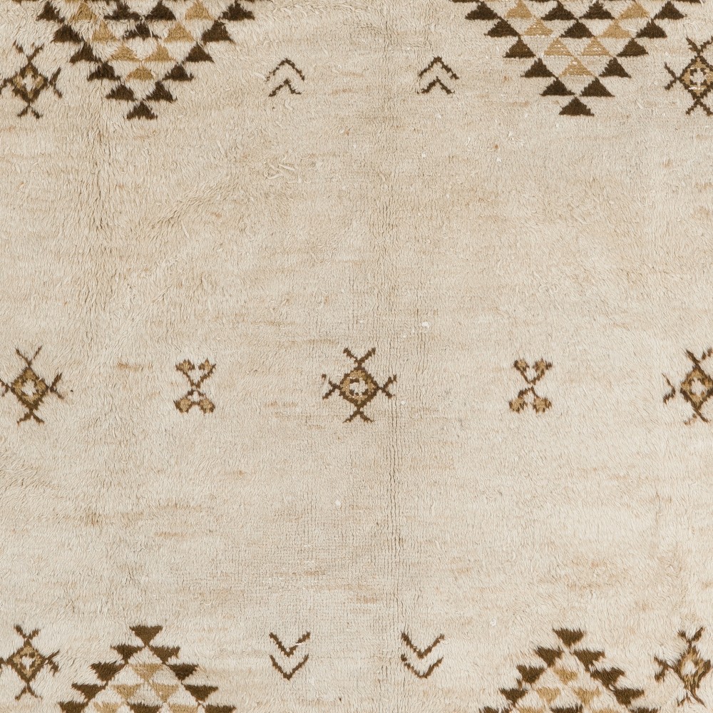 Vintage Tulu Rug, Hand-knotted Carpet Made of 100% Wool, Custom Options Available Vintage Tulu Rug, Hand-knotted Carpet Made of 100% Wool, Custom Options Available