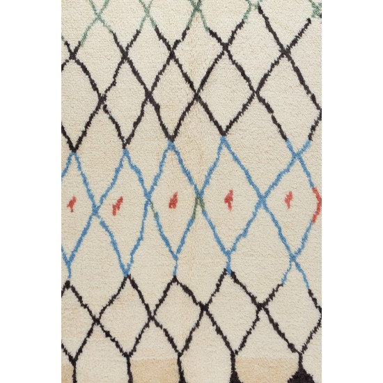 Custom Moroccan Berber Tulu Rug, 100% Soft, Cozy Wool, Hand-Knotted Shaggy Carpet Custom Moroccan Berber Tulu Rug, 100% Soft, Cozy Wool, Hand-Knotted Shaggy Carpet