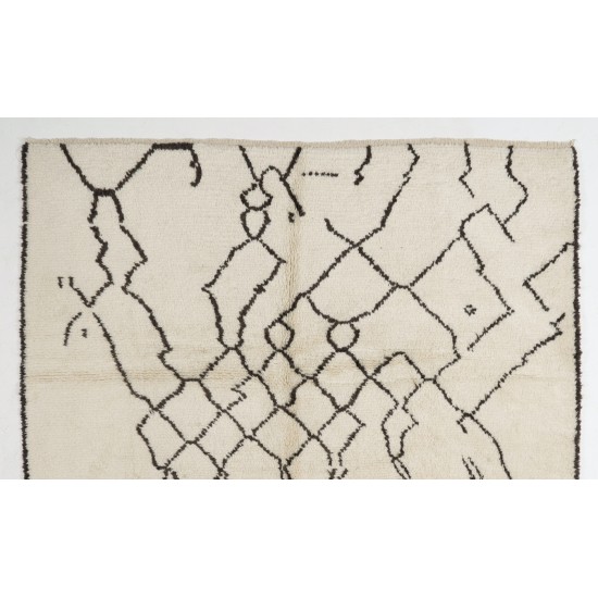 Contemporary Moroccan Rug, Hand Knotted, 100% Natural Undyed Wool Contemporary Moroccan Rug, Hand Knotted, 100% Natural Undyed Wool