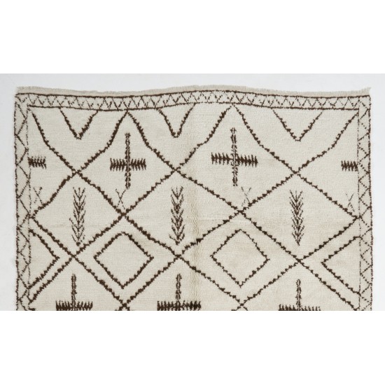 Boho Chic Moroccan Rug, 100% Natural Undyed Wool, Custom Options Available Boho Chic Moroccan Rug, 100% Natural Undyed Wool, Custom Options Available