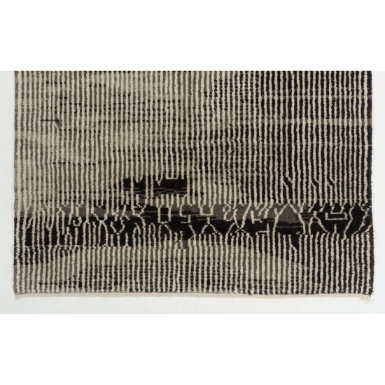 Boho Chic Handmade Moroccan Rug, 100% Natural Un-Dyed Wool Boho Chic Handmade Moroccan Rug, 100% Natural Un-Dyed Wool