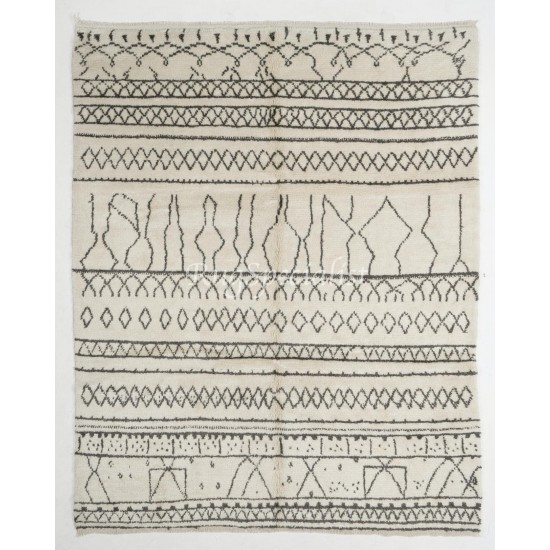Boho Chic Moroccan Rug, 100% Natural Undyed Wool, Custom Options Available Boho Chic Moroccan Rug, 100% Natural Undyed Wool, Custom Options Available