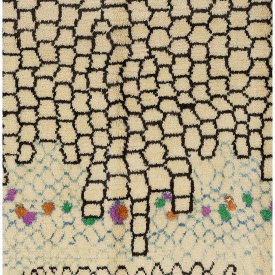Contemporary Hand Knotted Rug, 100% Soft, Velvety Wool. Custom Options Available Contemporary Hand Knotted Rug, 100% Soft, Velvety Wool. Custom Options Available