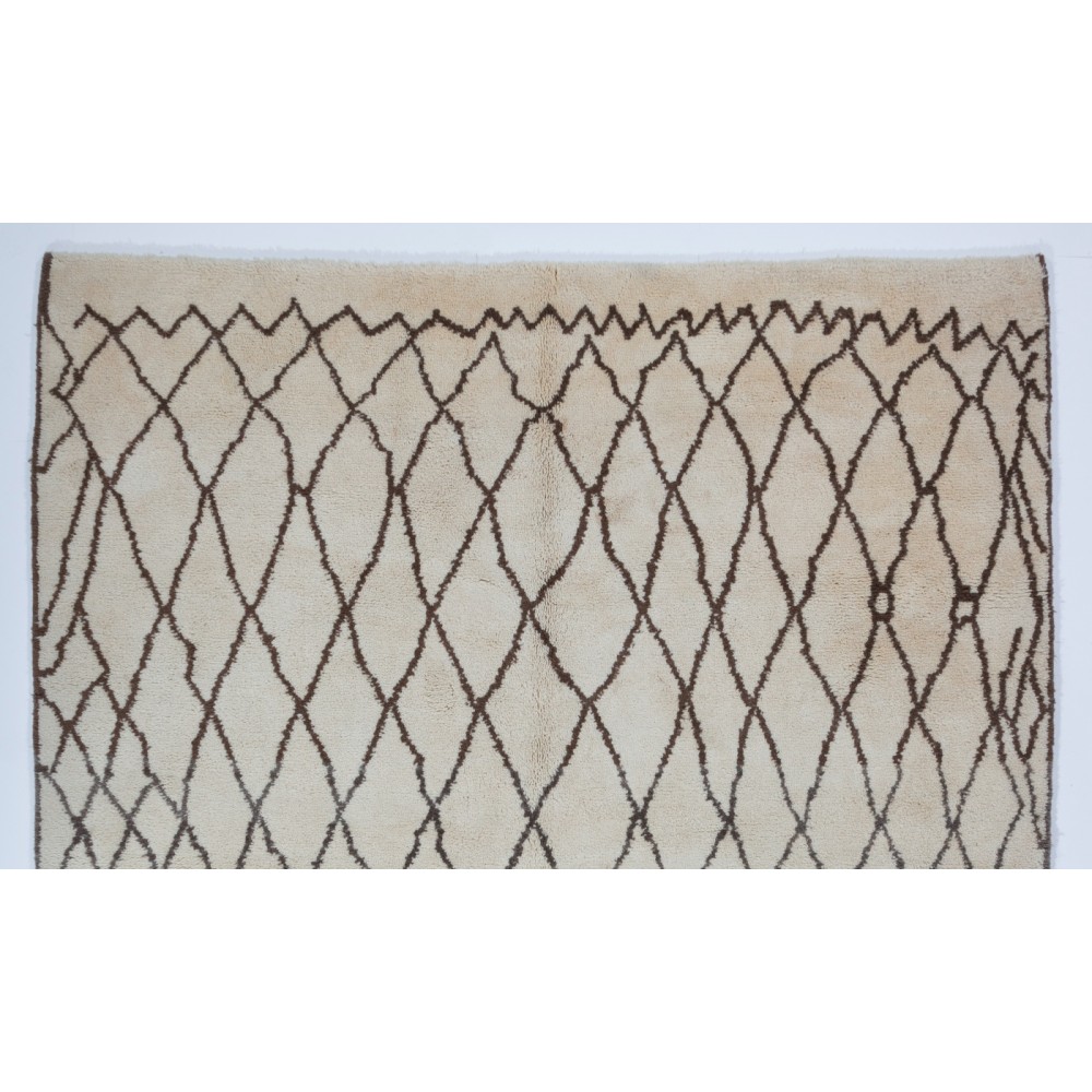 New Moroccan Rug Made of %100 Natural Undyed Wool. CUSTOM OPTIONS Available