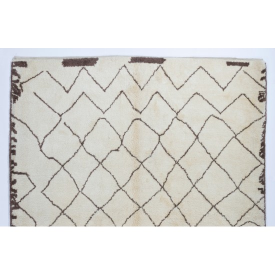 Contemporary Hand Knotted Moroccan Wool Rug. Custom Options Available Contemporary Hand Knotted Moroccan Wool Rug. Custom Options Available