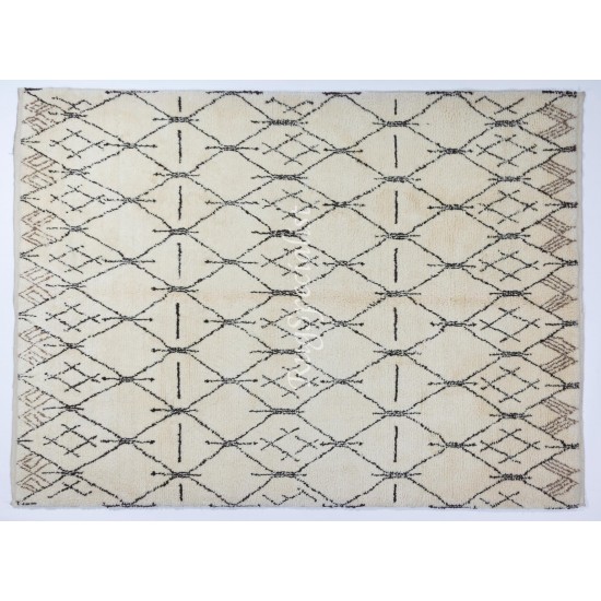 Contemporary Moroccan Design Rug, Beni Ourain Carpet, 100% Wool