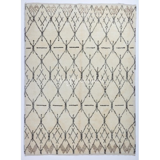 Contemporary Moroccan Design Rug, Beni Ourain Carpet, 100% Wool