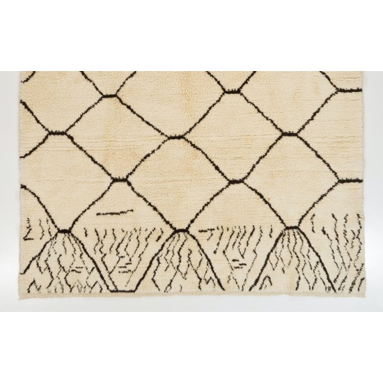 "Freedom" Moroccan Rug, 100% Natural Un-Dyed Wool, Modern Hand Knotted Tulu Carpet "Freedom" Moroccan Rug, 100% Natural Un-Dyed Wool, Modern Hand Knotted Tulu Carpet