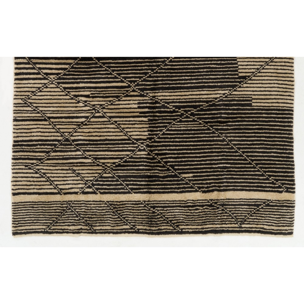 Modern Handmade Moroccan Rug. 100% Natural UN-dyed Wool. CUSTOM OPTIONS Av.