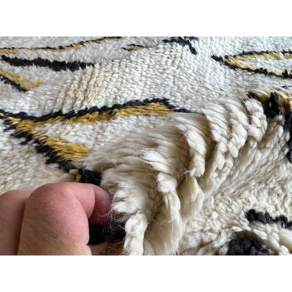 New Hand-Knotted Contemporary Moroccan Rug Made Of Natural Wool. Custom Options Available. New Hand-Knotted Contemporary Moroccan Rug Made Of Natural Wool. Custom Options Available.