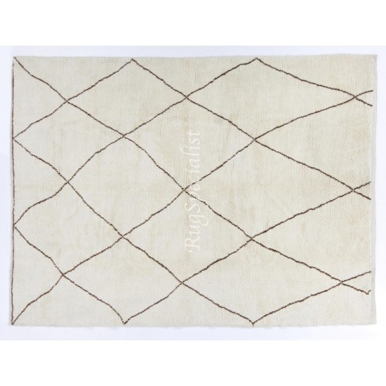 Boho Chic Moroccan Rug Made of Natural Undyed Wool