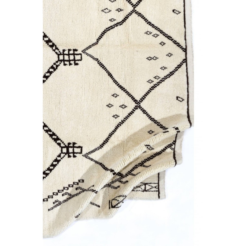 Modern Handmade Moroccan Large Rug, 100% Wool. Custom Options Available