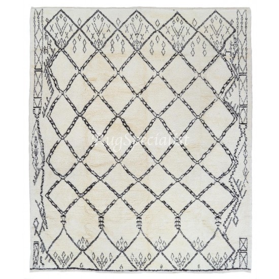 Contemporary Moroccan Rug, 100% Natural Undyed Wool