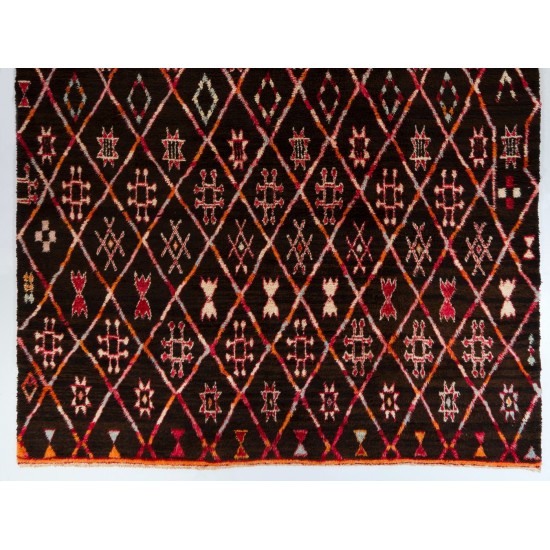 Contemporary Moroccan Wool Rug - Custom Options Available Contemporary Moroccan Wool Rug - Custom Options Available