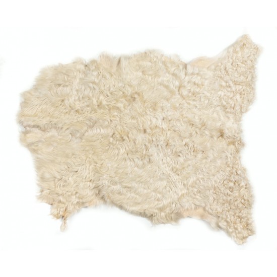 Natural Soft and Cozy Sheepskin Rug 