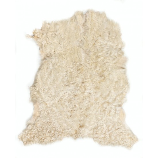 Natural Soft and Cozy Sheepskin Rug 