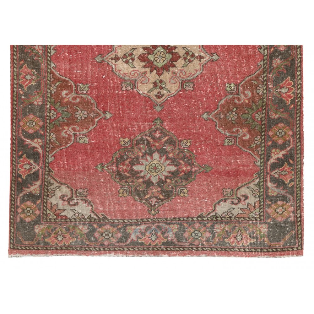 Vintage Hand-Knotted Turkish Triple Medallion Rug in Coral, Beige and Dark Green Vintage Hand-Knotted Turkish Triple Medallion Rug in Coral, Beige and Dark Green