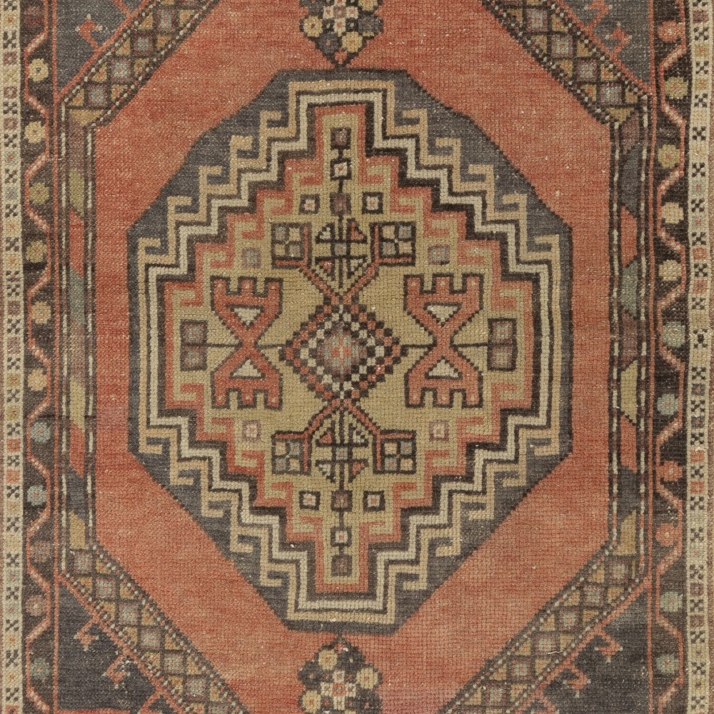 Vintage Hand-Knotted Oriental Wool Rug with Tribal Design Vintage Hand-Knotted Oriental Wool Rug with Tribal Design