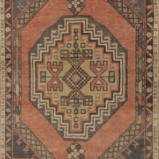 Vintage Hand-Knotted Oriental Wool Rug with Tribal Design Vintage Hand-Knotted Oriental Wool Rug with Tribal Design