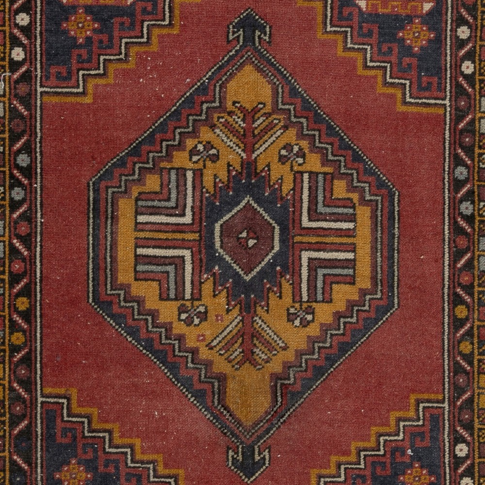 Vintage Hand-Knotted Oriental Wool Rug with Tribal Design Vintage Hand-Knotted Oriental Wool Rug with Tribal Design