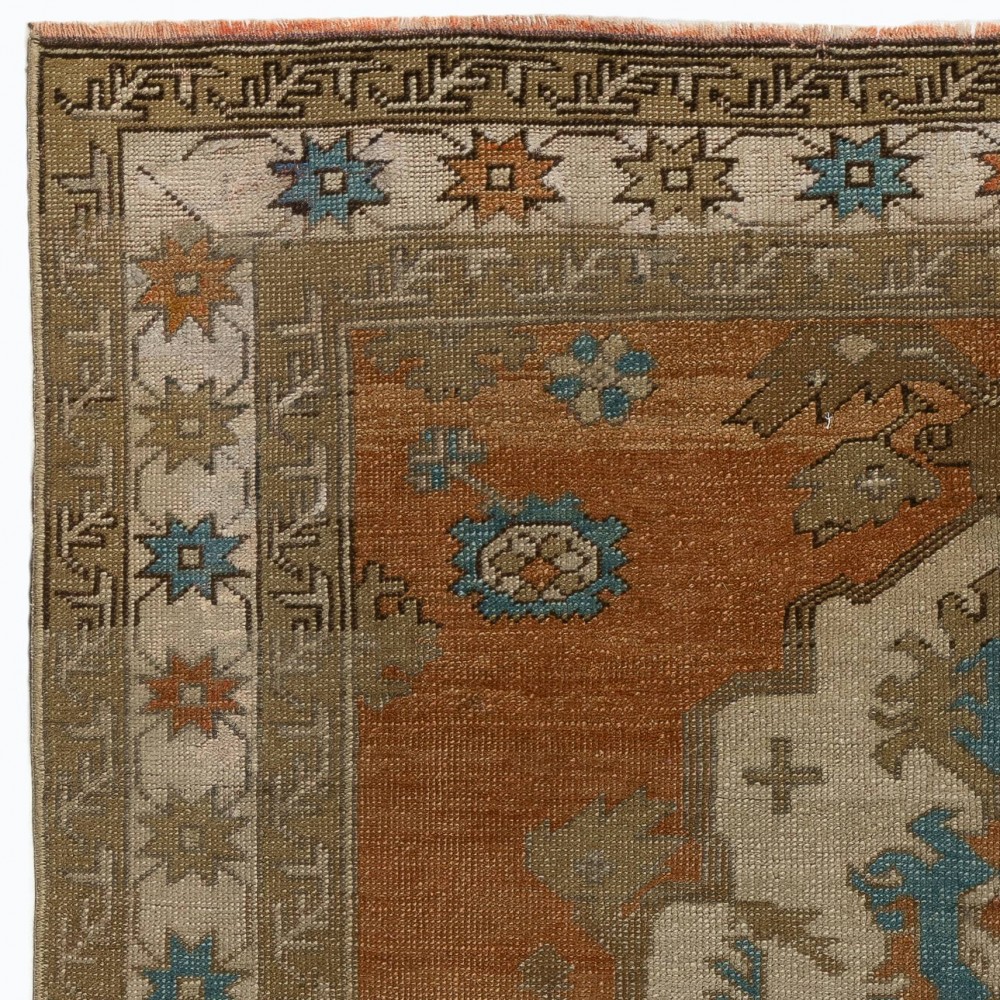 Vintage Medallion Design Central Anatolian Village Rug, 100% Wool