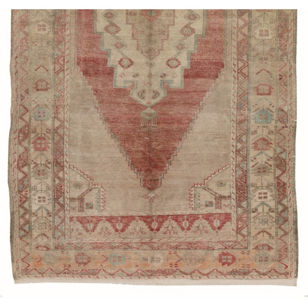 Vintage Oriental Rug for Country Homes, Tribal, Traditional Interior