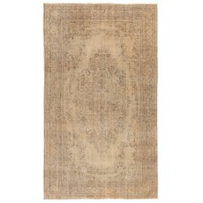Vintage Medallion Design Hand-Knotted Anatolian Oushak Rug in Soft Colors