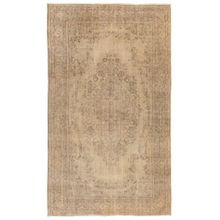 Vintage Medallion Design Hand-Knotted Anatolian Oushak Rug in Soft Colors