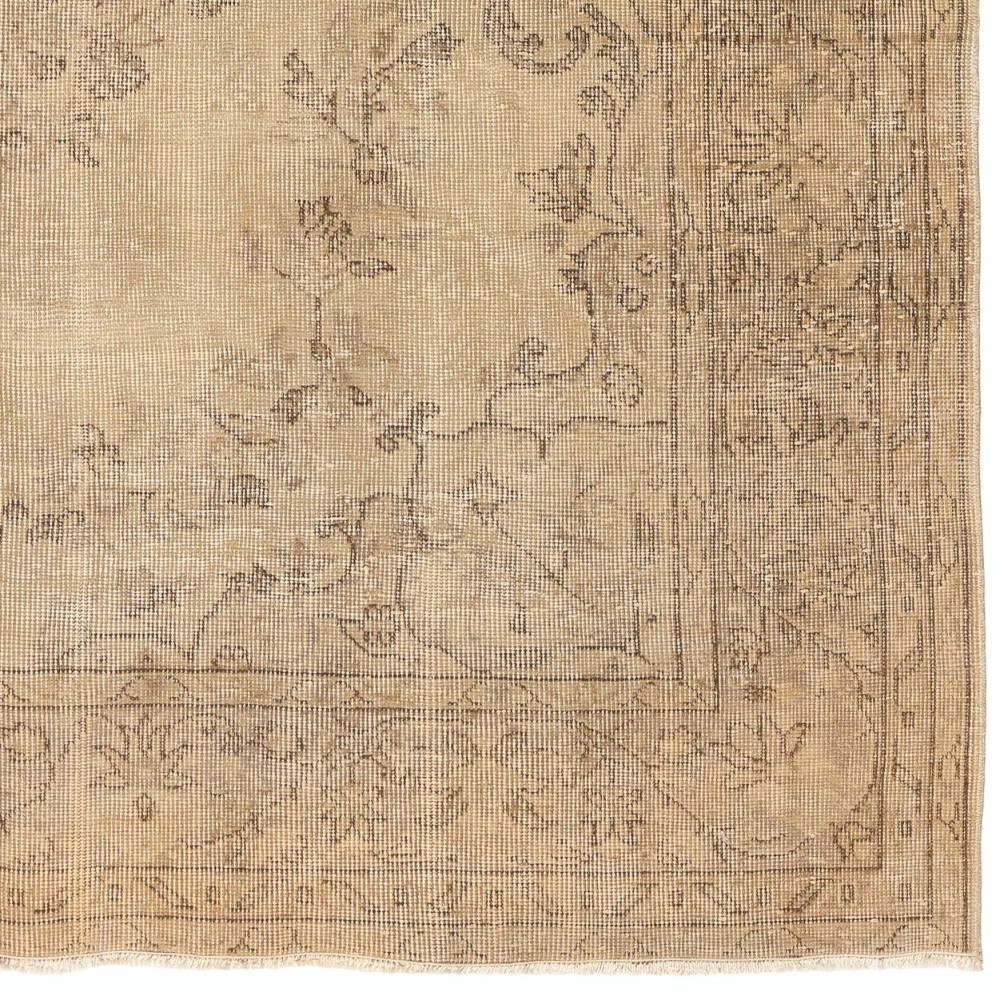 Vintage Medallion Design Hand-Knotted Anatolian Oushak Rug in Soft Colors