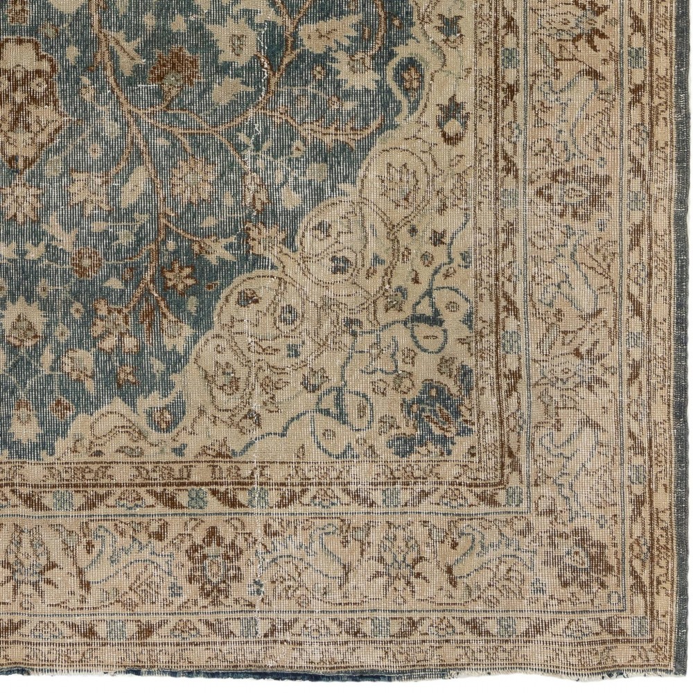 Fine Vintage Traditional Turkish Wool Rug in Soft Colors