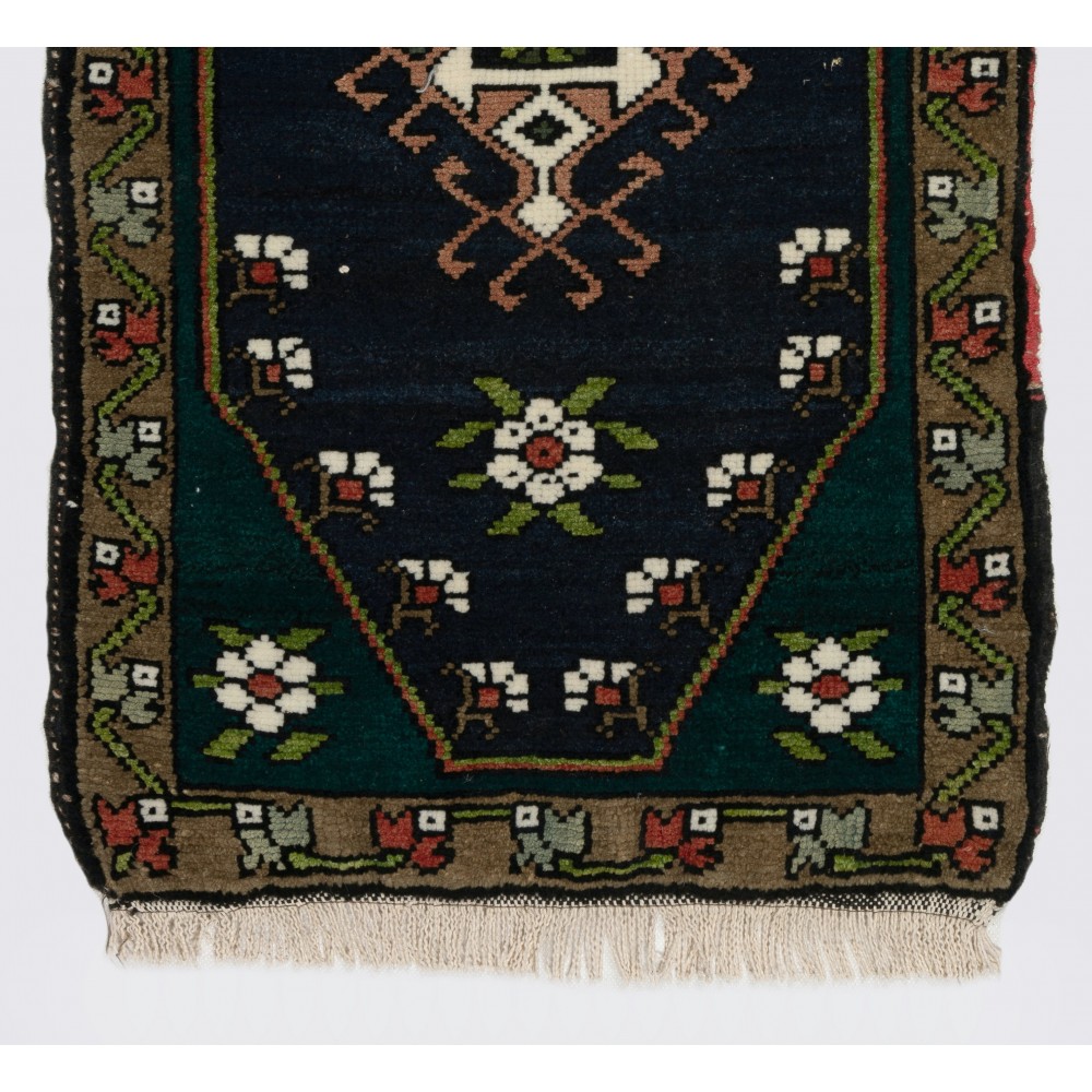 Vintage Accent Rug, Handmade Doormat, Wool Turkish Seat Cover, Floor Covering Vintage Accent Rug, Handmade Doormat, Wool Turkish Seat Cover, Floor Covering