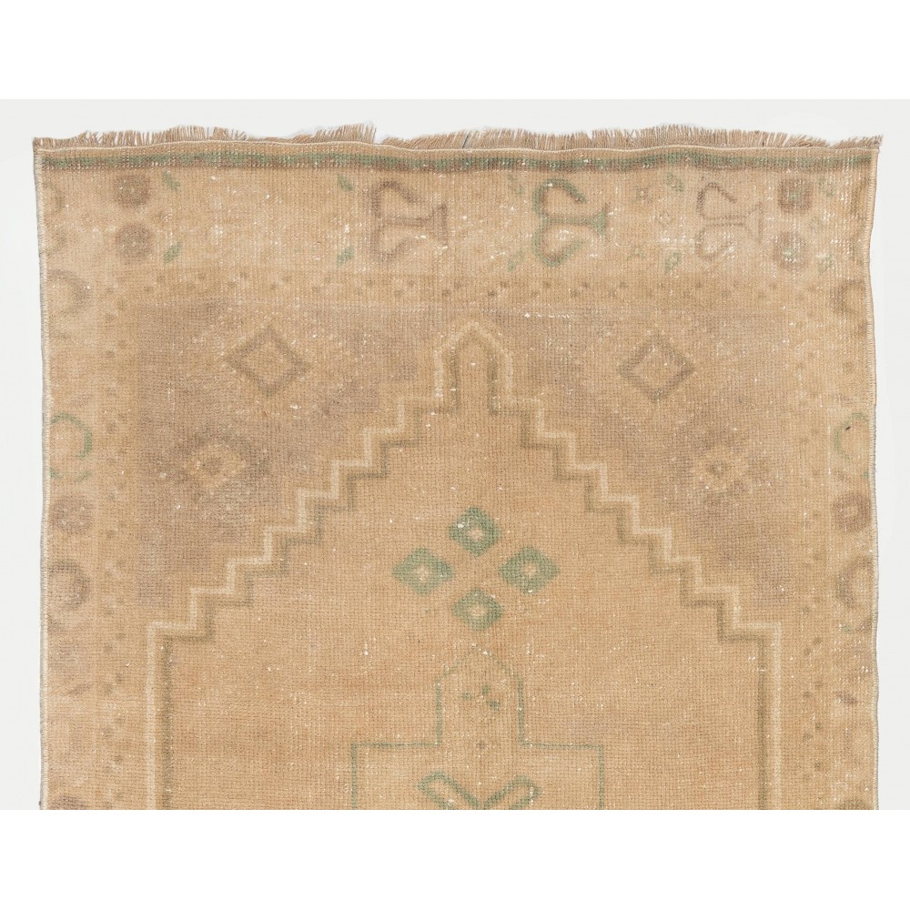 Vintage Turkish Oushak Rug in Neutral Tones