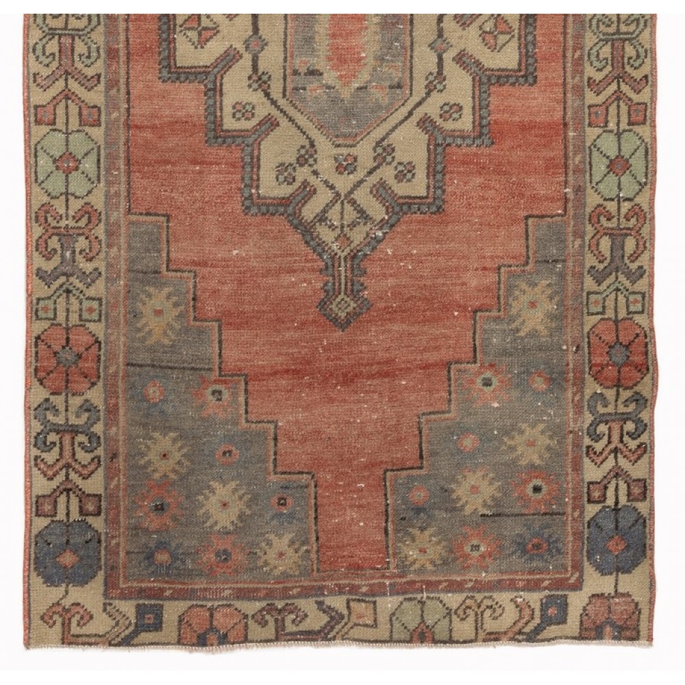Vintage Tribal throw Rug, Soft Wool and Natural Colors, Turkish Carpet