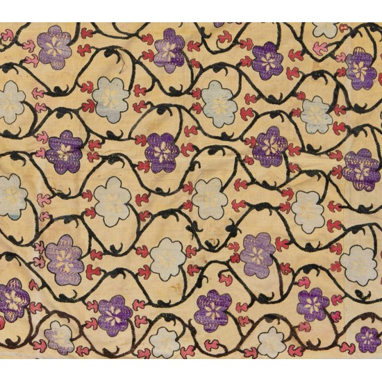 Central Asian Suzani Textile. Embroidered Cotton & Silk Bed Cover, Wall Hanging Central Asian Suzani Textile. Embroidered Cotton & Silk Bed Cover, Wall Hanging