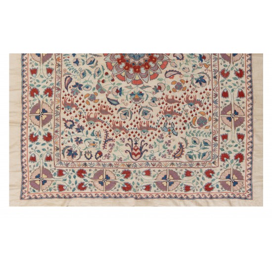 100% Silk Suzani Bedspread from Uzbekistan, Embroidered Wall Hanging 100% Silk Suzani Bedspread from Uzbekistan, Embroidered Wall Hanging