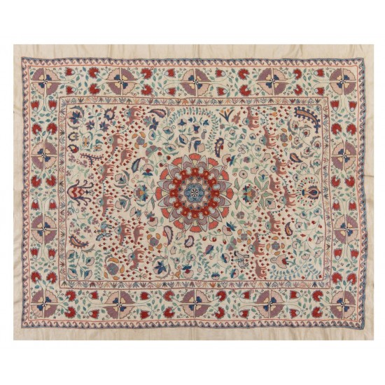 100% Silk Suzani Bedspread from Uzbekistan, Embroidered Wall Hanging 100% Silk Suzani Bedspread from Uzbekistan, Embroidered Wall Hanging
