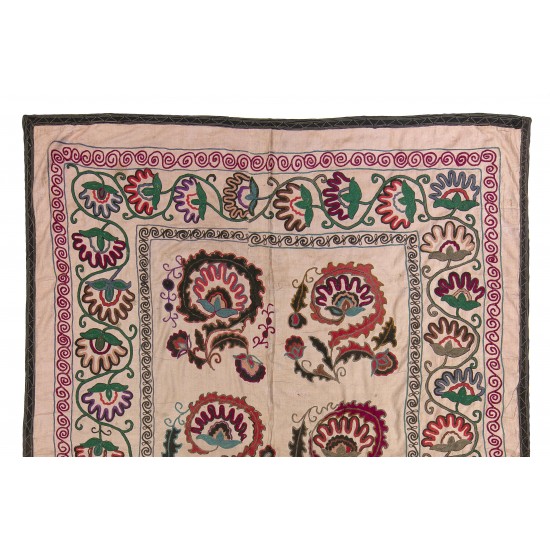 Central Asian Suzani Textile. Embroidered Cotton & Silk Bed Cover, Wall Hanging Central Asian Suzani Textile. Embroidered Cotton & Silk Bed Cover, Wall Hanging