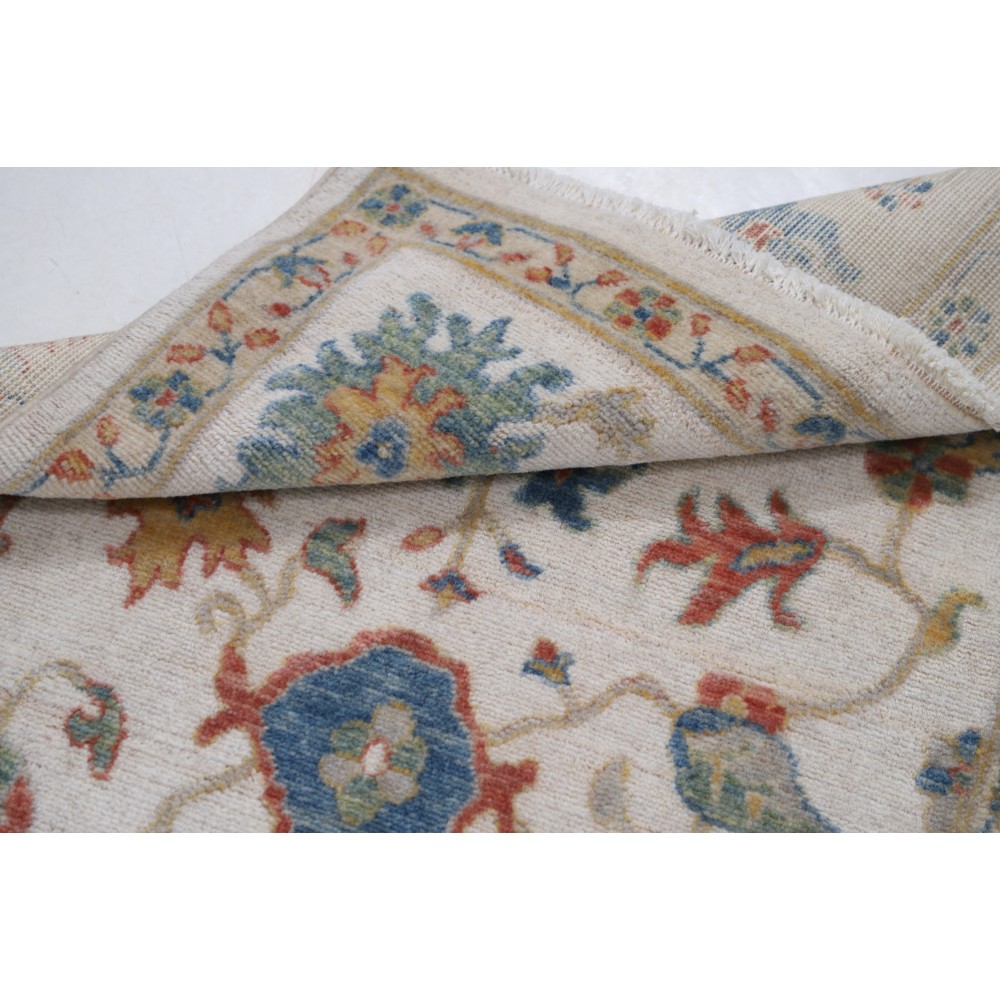 Contemporary Turkish Rug | Elegant Floral Design | 100% Wool Oushak Accent Rug Contemporary Turkish Rug | Elegant Floral Design | 100% Wool Oushak Accent Rug