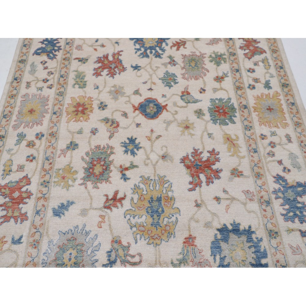 Contemporary Turkish Area Rug | Elegant Floral Design | 100% Wool Oushak Carpet