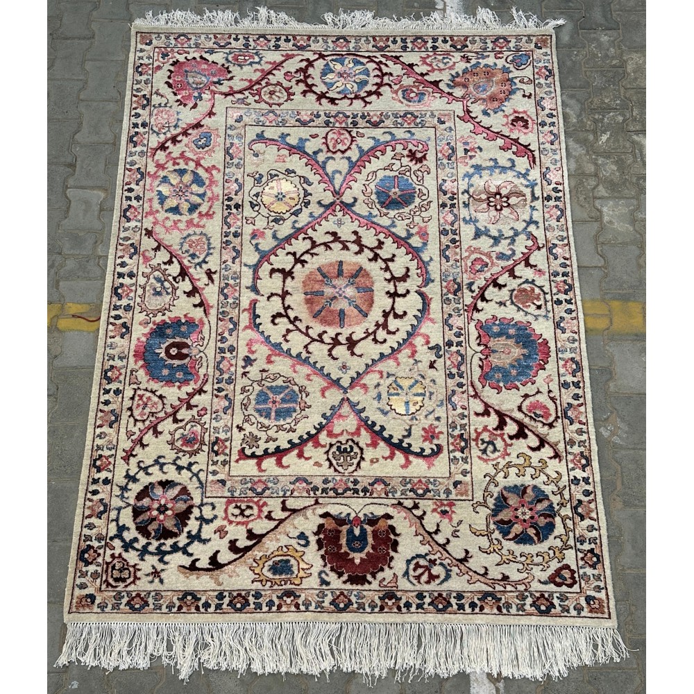Decorative Handmade Wool and Silk Area Rug, Ivory Floral Vine Tapestry Decorative Handmade Wool and Silk Area Rug, Ivory Floral Vine Tapestry
