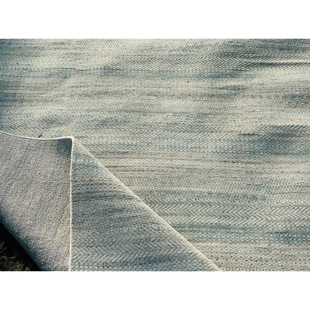 Minimalist Handmade Area Rug in Ivory. Hand-Knotted Wool and Bamboo Carpet