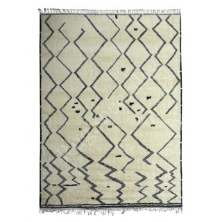 Moroccan Berber-Inspired Hand-Knotted 100% Wool Area Rug. ZigZag Patterned Modern Carpet in Beige and Black