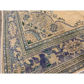 One-of-a-kind Vintage Wool Area Rug. Handknotted Turkish Carpet for Country, Farmhouse Decor