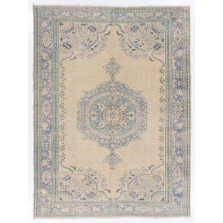 One-of-a-kind Vintage Wool Area Rug. Handknotted Turkish Carpet for Country, Farmhouse Decor