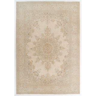 One-of-a-kind Vintage Wool Area Rug. Handmade Turkish Large Carpet for Farmhouse & Country Style Decoration