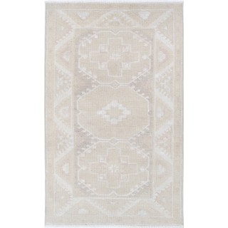 Traditional Handmade Accent Rug | Handknotted Geometric Area Rug | All Wool