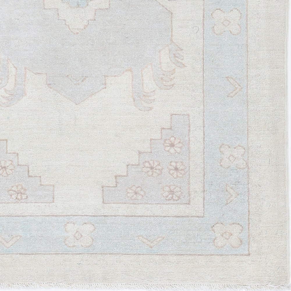 Traditional Hand Knotted Turkish Accent Rug | Muted Tone Wool Area Rug Traditional Hand Knotted Turkish Accent Rug | Muted Tone Wool Area Rug