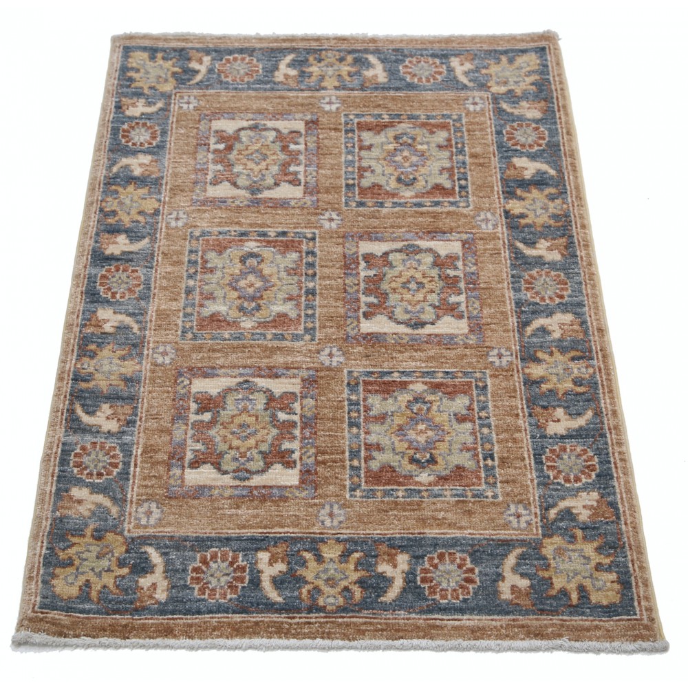Traditional Turkish Accent Rug | Hand Knotted Small Entryway Rug | New Condition | 100% Wool Traditional Turkish Accent Rug | Hand Knotted Small Entryway Rug | New Condition | 100% Wool